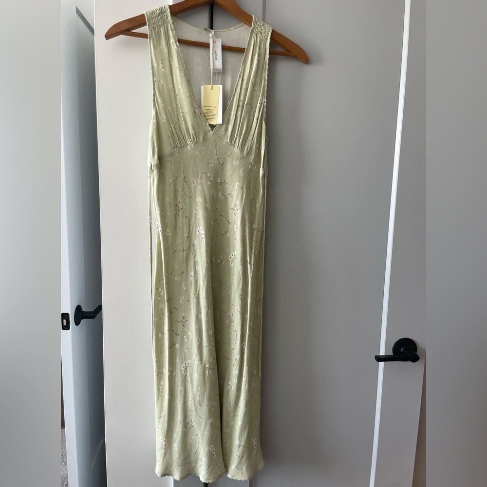Aritzia Wilfred Orchestra Dress - Green Floral Midi Sleeveless Dress